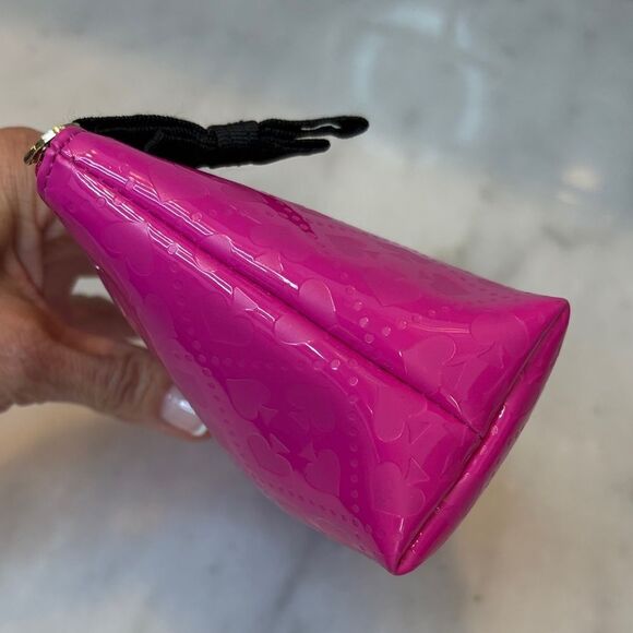 Kate Spade Fuchsia embossed logo Motif Travel Cosmetic Case Pouch Clutch - Picture 7 of 15